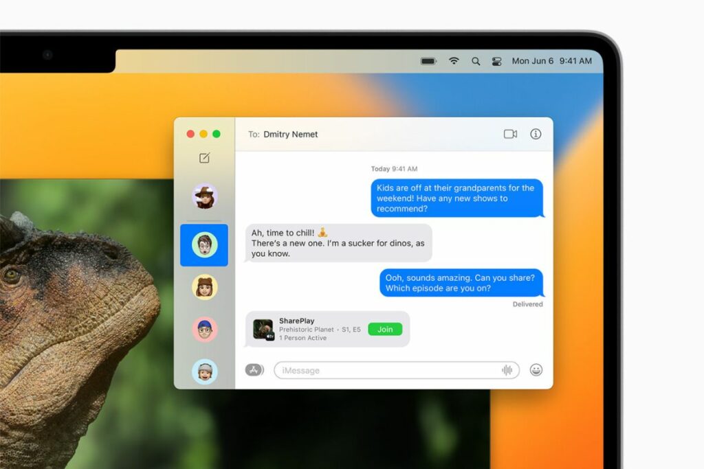 The top right corner of a MacBook screen showing the Messages App, which is one of the new Mac Ventura features.